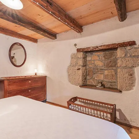 Apartment Rustic House Luin - Happy Stanjel