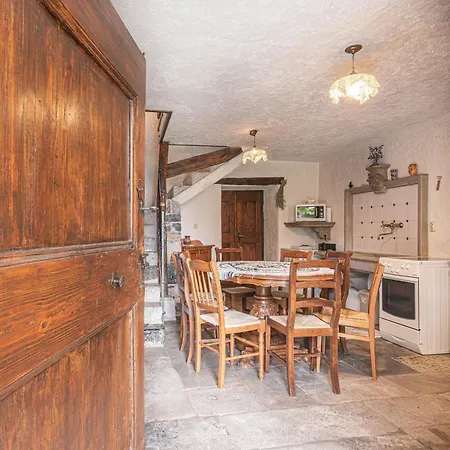 Luin Country House Near Stanjel - Happy Rentals *
