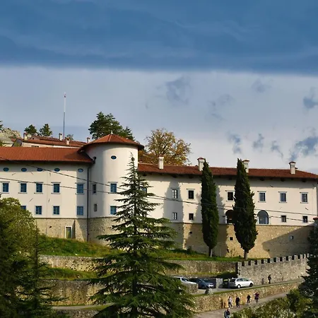 Rustic House Luin - Happy Lägenhet *