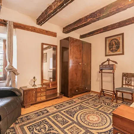 Vakantiehuis Luin Country House Near Stanjel - Happy Rentals