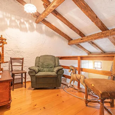 Luin Country House Near Stanjel - Happy Rentals Vakantiehuis *
