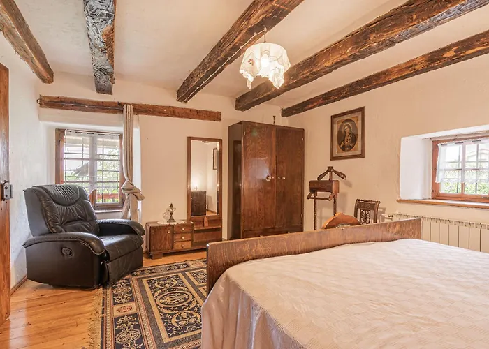 Rustic House Luin - Happy