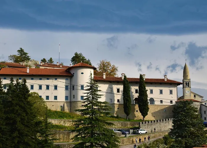 Rustic House Luin - Happy Apartamento *